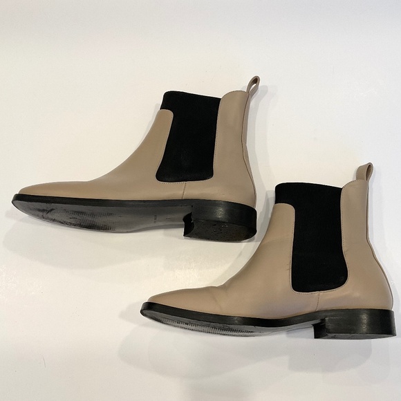 EVERLANE Italian Leather Square Toe Chelsea Boot Size 7 - Picture 2 of 7